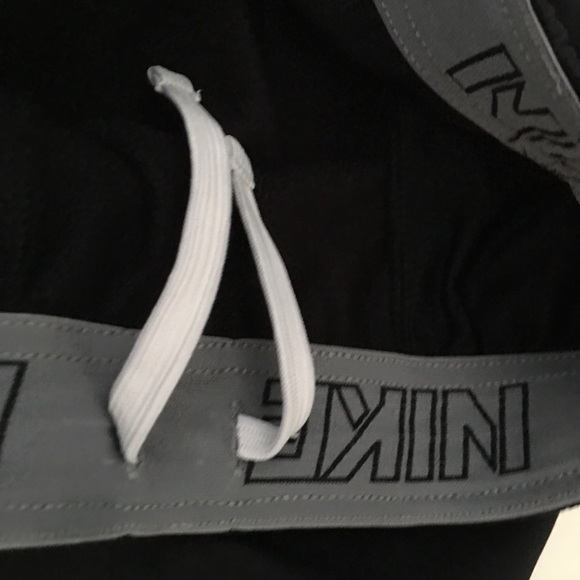 Kids Nike Joggers Sz L - Picture 8 of 9